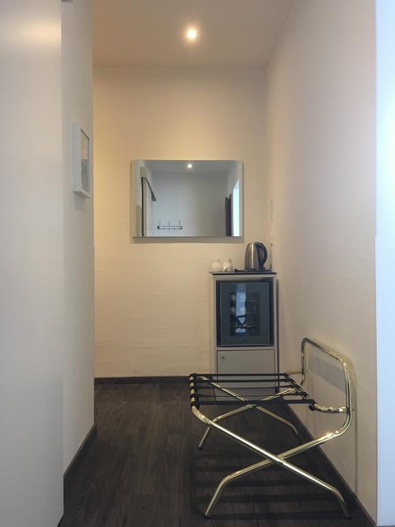 Roemerhof - Hotel With Self Check-In Brigerbad Esterno foto